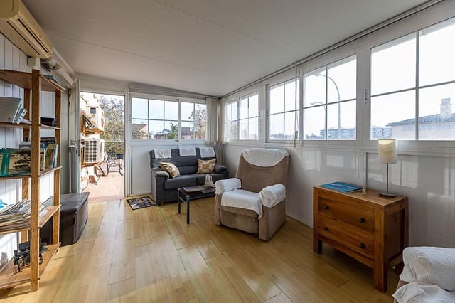 3 bedroom Flat for sale in Palma de Mallorca - € 390,000 (Ref: 9446594)