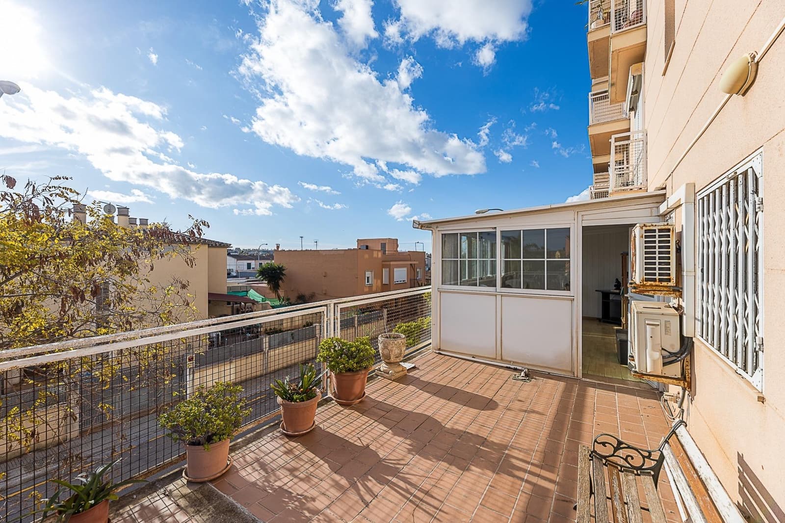 3 bedroom Flat for sale in Palma de Mallorca - € 390,000 (Ref: 9446594)