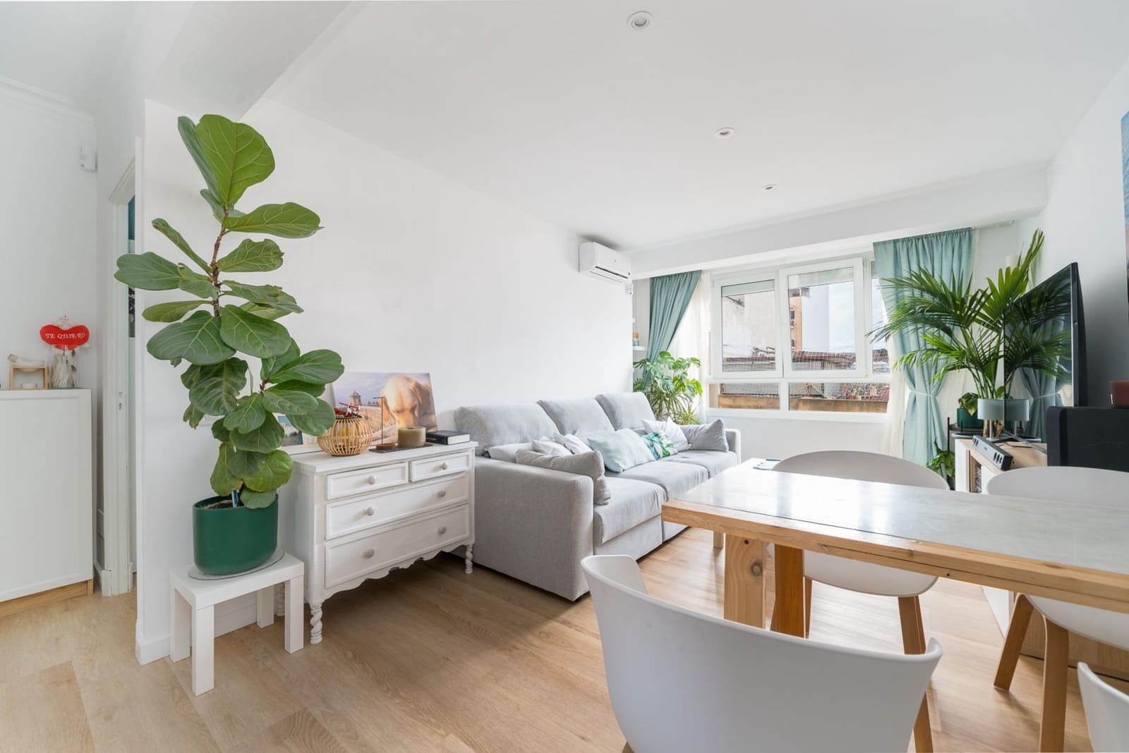 2 soverom Leilighet til leie i Palma de Mallorca - € 1 200 (Ref: 9491602)