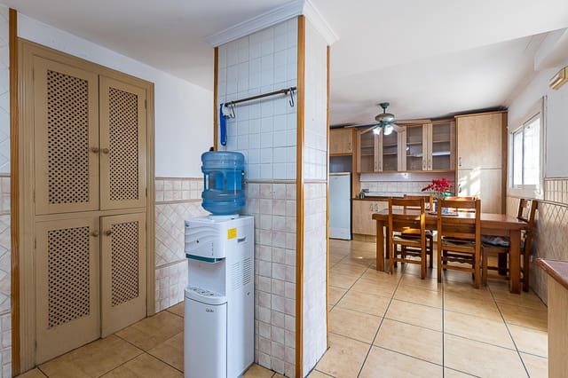 5 soveværelse Rækkehus til salg i Son Ferriol, Palma de Mallorca - € 595.000 (Ref: 9619469)