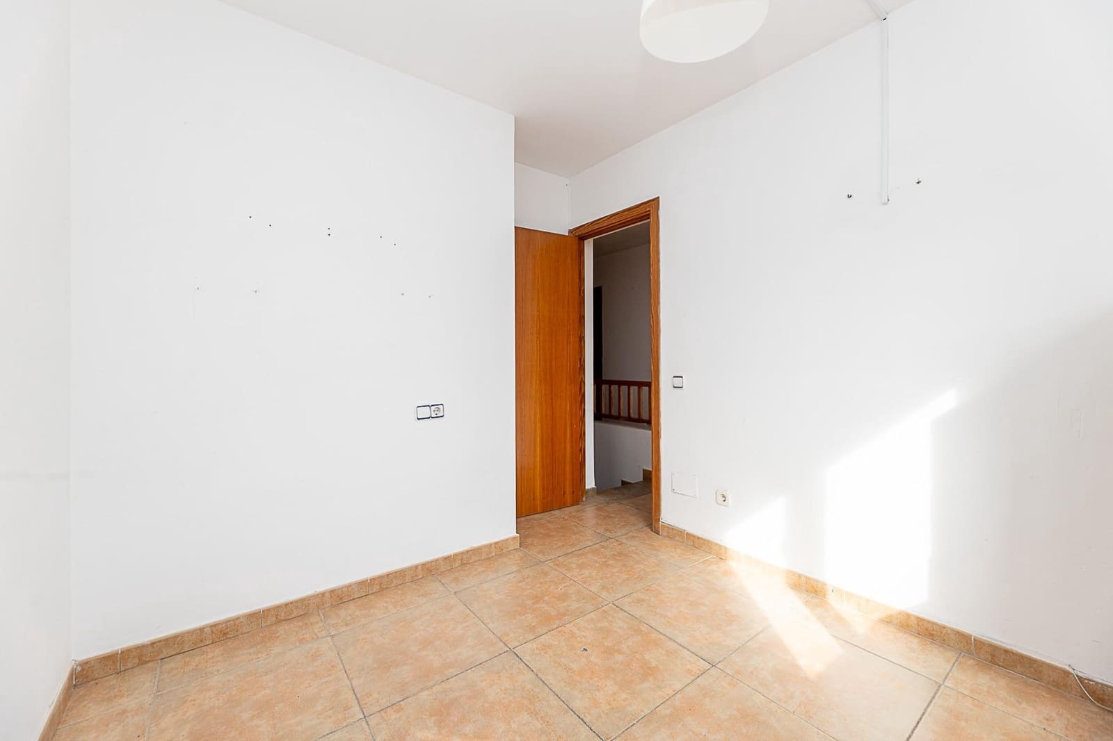 5 bedroom Terraced Villa for sale in Son Ferriol - € 595,000 (Ref: 9619469)