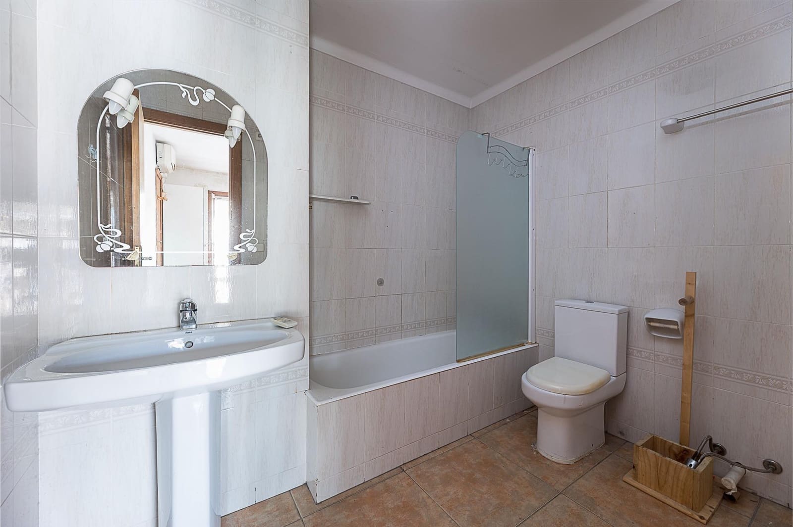 5 bedroom Terraced Villa for sale in Son Ferriol - € 595,000 (Ref: 9619469)