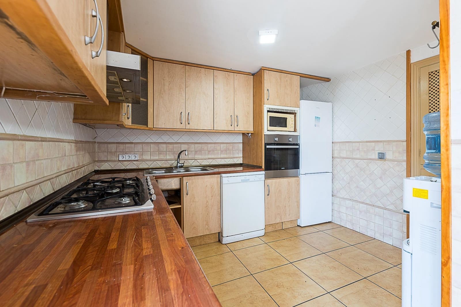 5 bedroom Terraced Villa for sale in Son Ferriol - € 595,000 (Ref: 9619469)