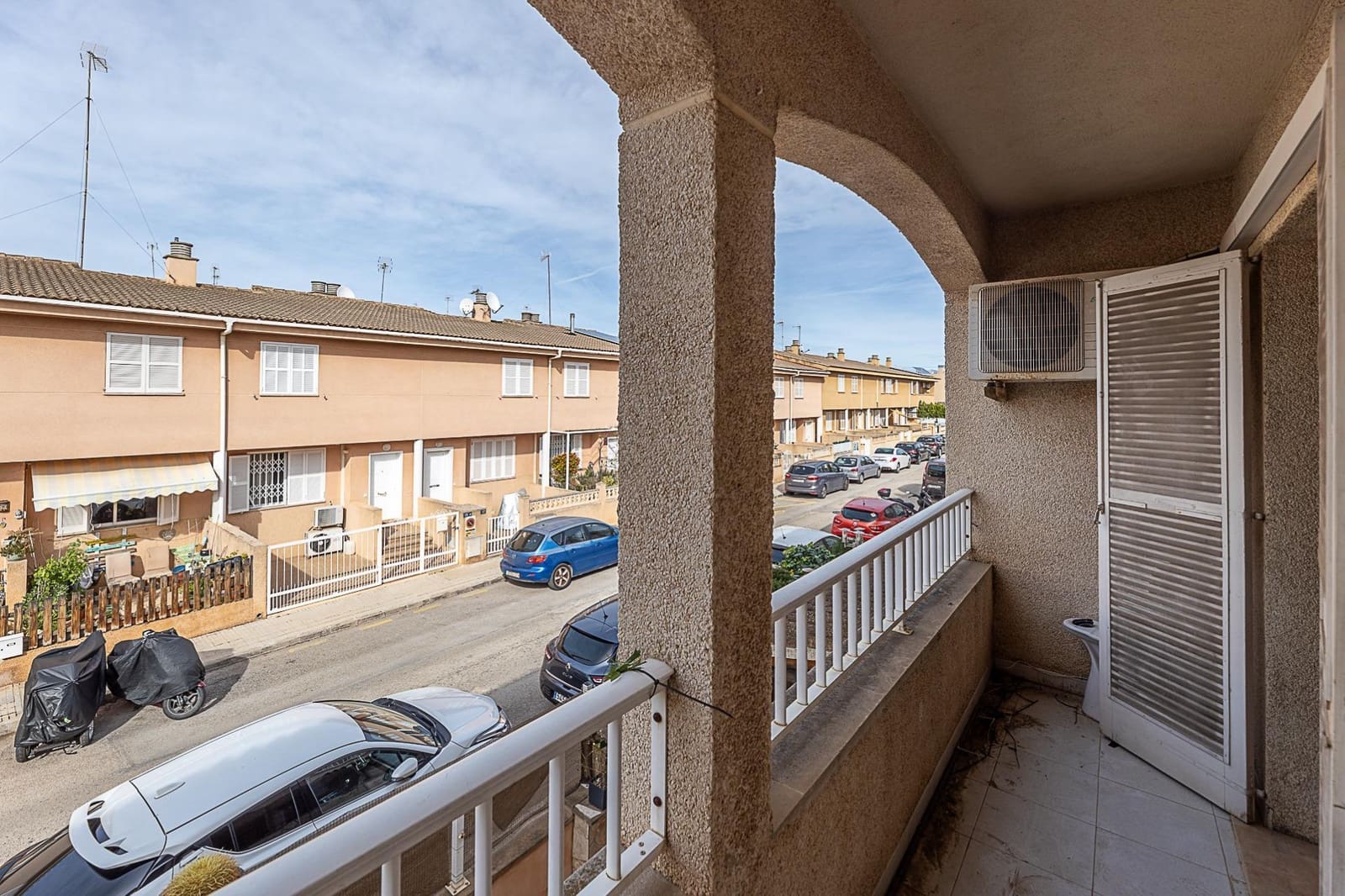 5 bedroom Terraced Villa for sale in Son Ferriol - € 595,000 (Ref: 9619469)