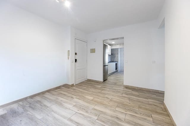 3 slaapkamer Appartement te koop in Palma de Mallorca - € 230.000 (Ref: 9634485)