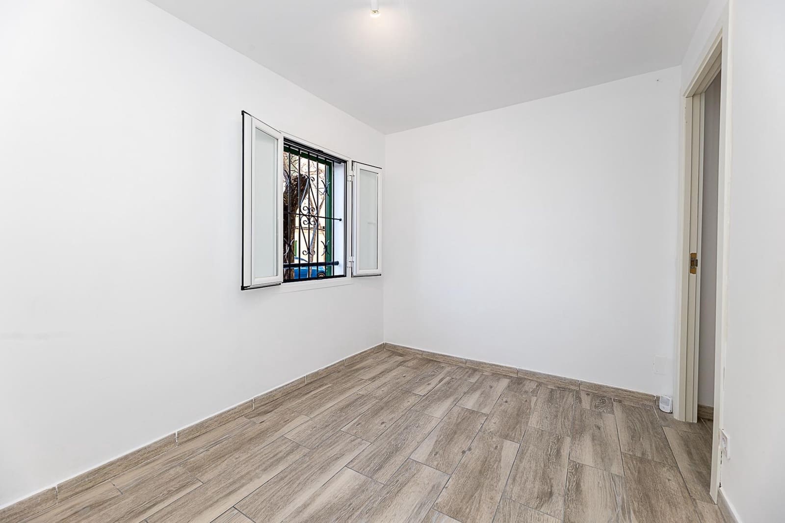 3 soveværelse Lejlighed til salg i Palma de Mallorca - € 230.000 (Ref: 9634485)