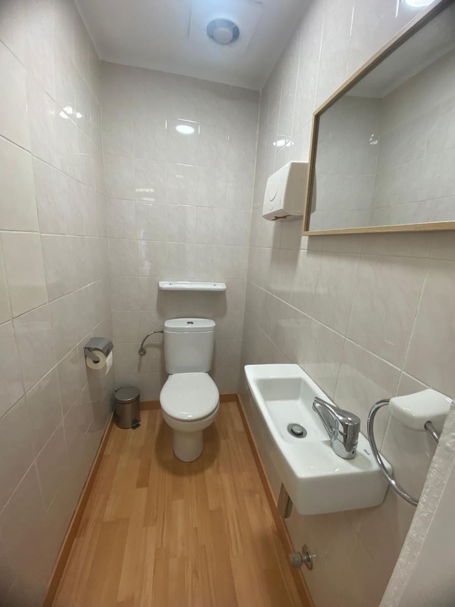 Commercieel te huur in Palma de Mallorca - € 1.210 (Ref: 9780719)