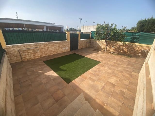 3 quarto Moradia Geminada para arrendar em El Pont d'Inca / Es Pont d'Inca, Marratxí - 1 900 € (Ref: 9780720)