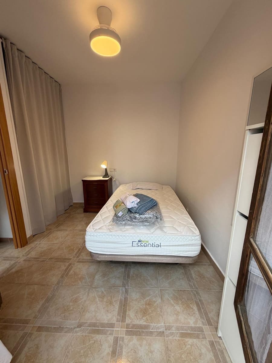 4 slaapkamer Flat te huur in Palma de Mallorca - € 2.200 (Ref: 9799412)