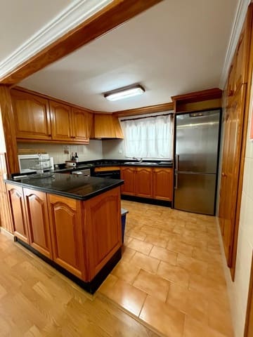 4 quarto Apartamento para arrendar em Palma de Mallorca - 2 200 € (Ref: 9799412)