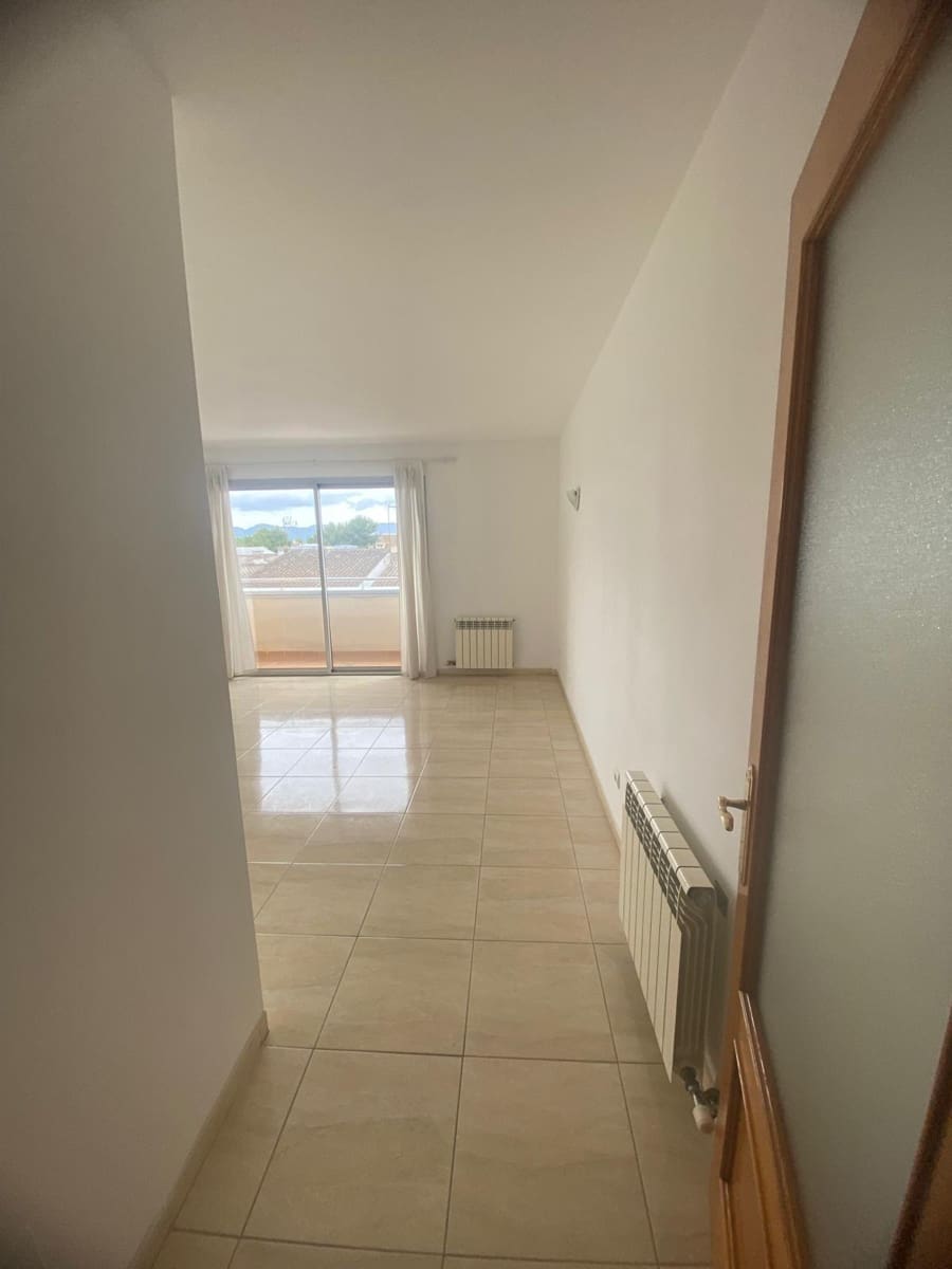 2 bedroom Flat for rent in Son Ferriol with garage - € 1,300 (Ref: 9839457)