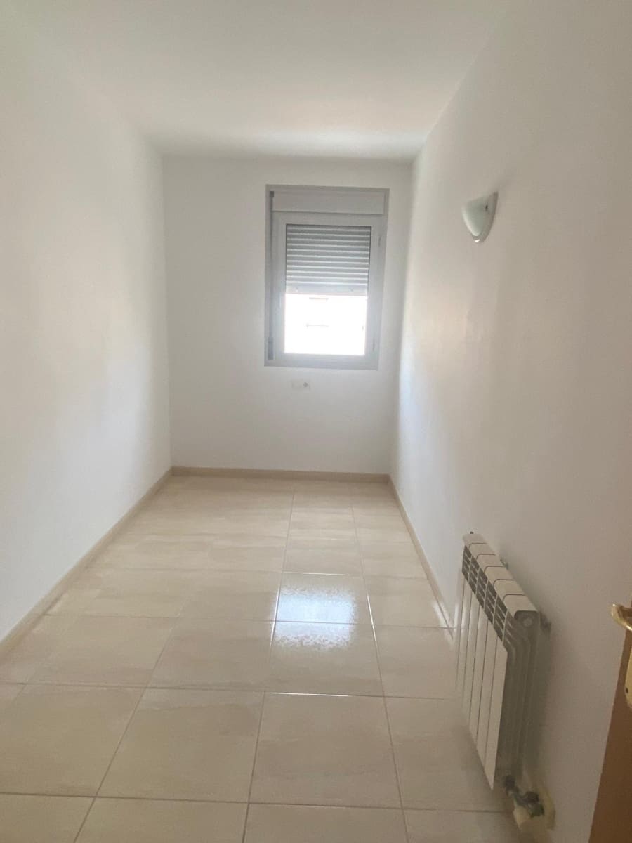 2 bedroom Flat for rent in Son Ferriol with garage - € 1,300 (Ref: 9839457)