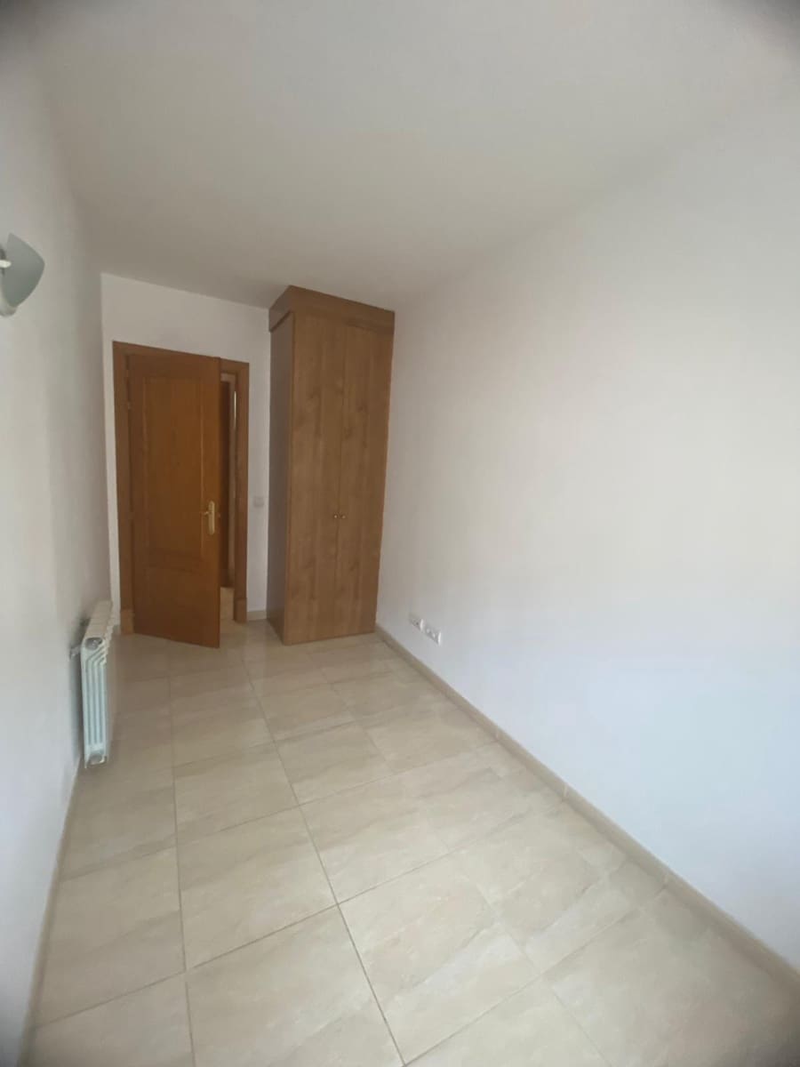 2 bedroom Flat for rent in Son Ferriol with garage - € 1,300 (Ref: 9839457)