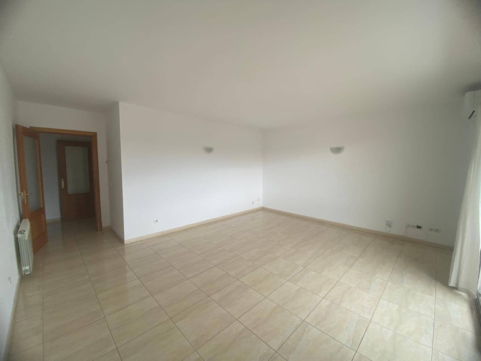2 bedroom Flat for rent in Son Ferriol with garage - € 1,300 (Ref: 9839457)