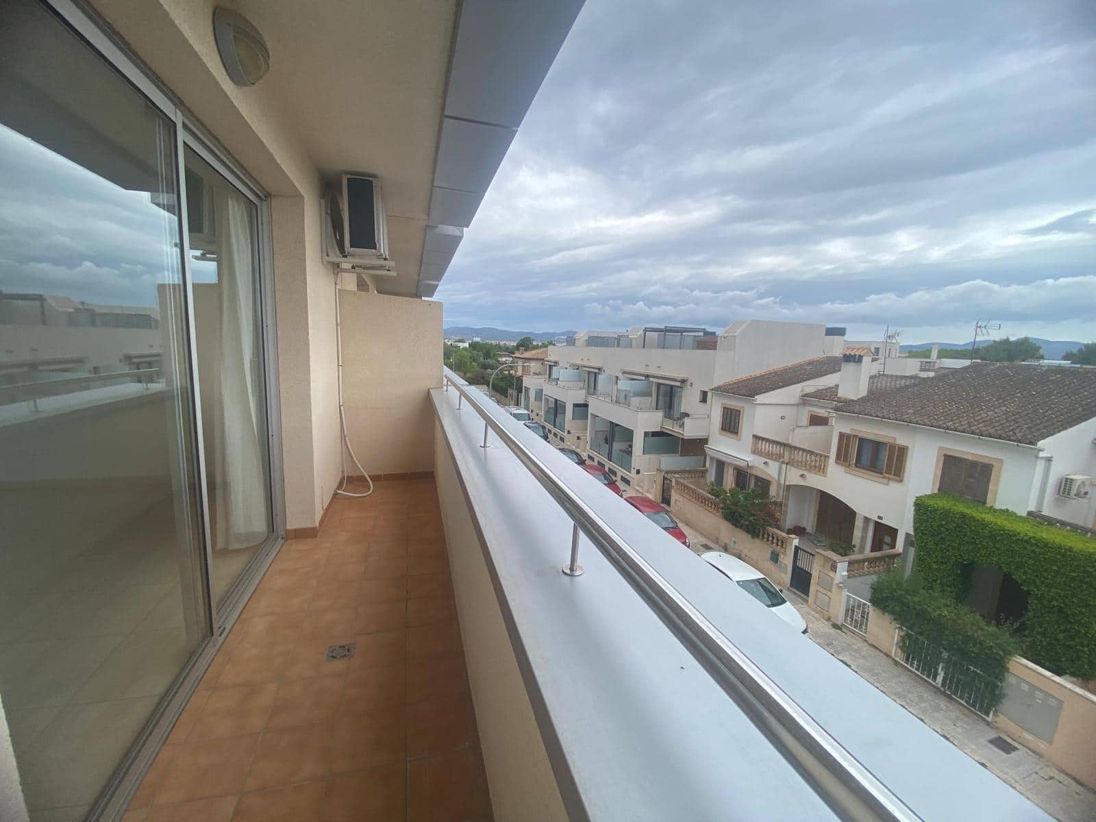 2 bedroom Flat for rent in Son Ferriol with garage - € 1,300 (Ref: 9839457)