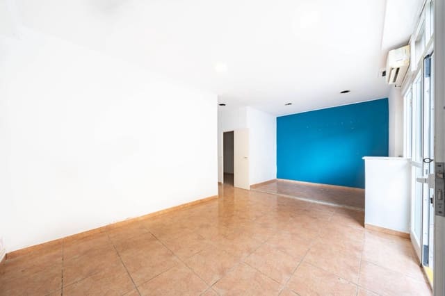 Kommersiell til salgs i Nou Llevant, Palma de Mallorca - € 159 000 (Ref: 9983117)