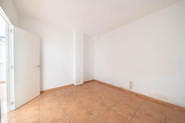 Kommersiell til salgs i Nou Llevant, Palma de Mallorca - € 159 000 (Ref: 9983117)