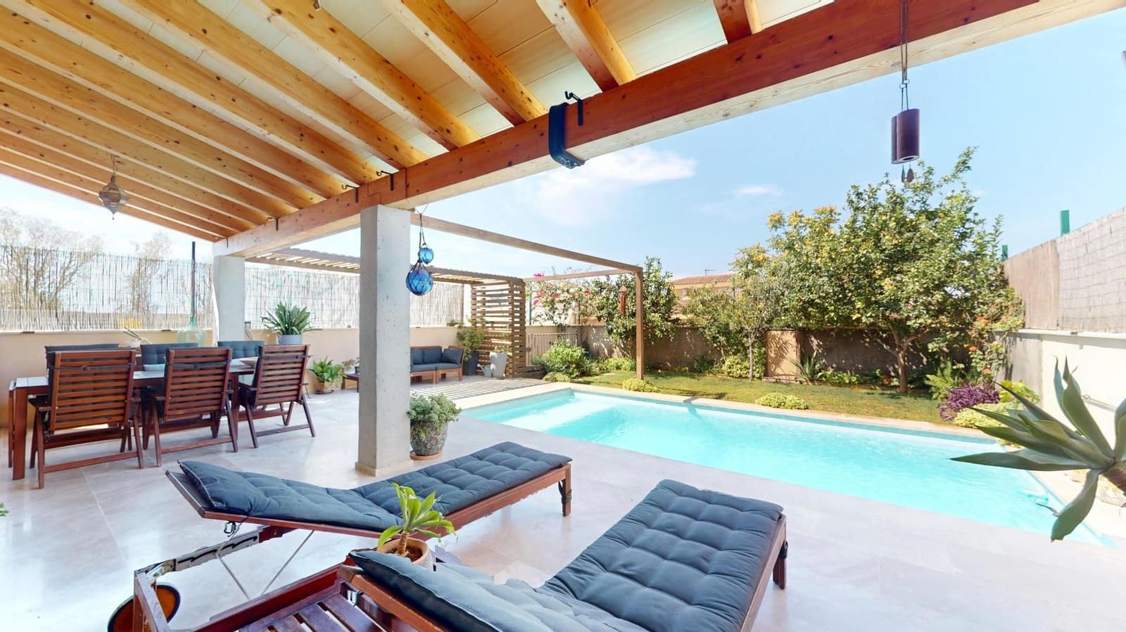 3 soverom Rekkehus til salgs i Vilafranca de Bonany med svømmebasseng garasje - € 980 000 (Ref: 10005738)
