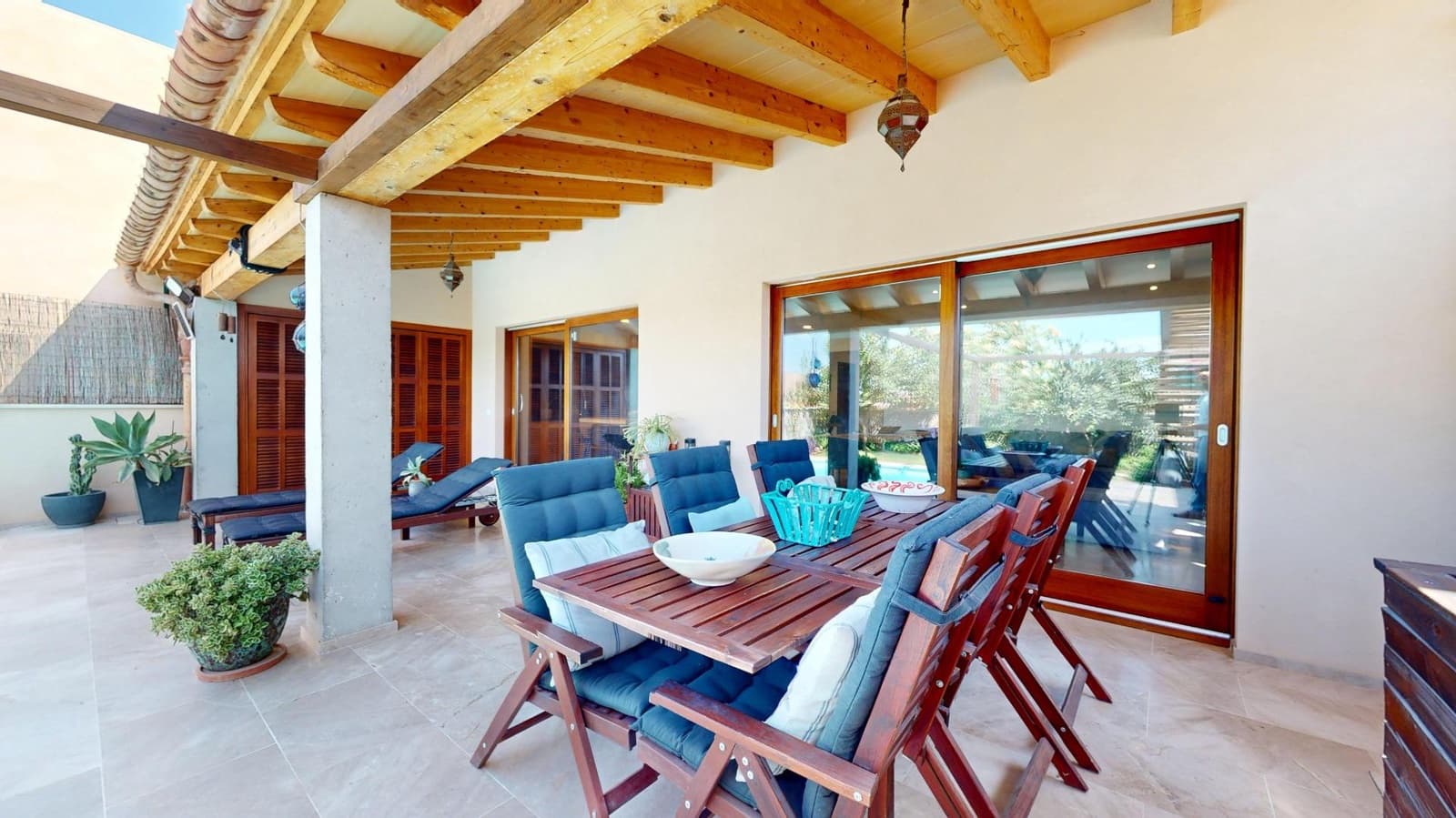 3 soverom Rekkehus til salgs i Vilafranca de Bonany med svømmebasseng garasje - € 980 000 (Ref: 10005738)