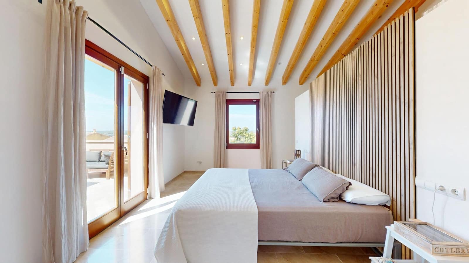 3 soverom Rekkehus til salgs i Vilafranca de Bonany med svømmebasseng garasje - € 980 000 (Ref: 10005738)