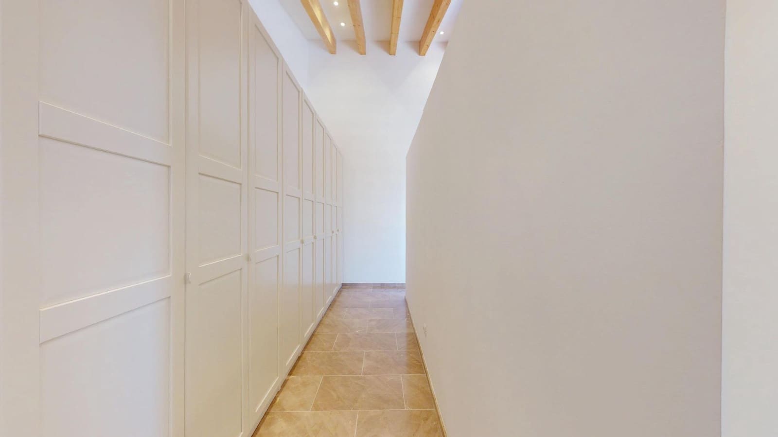 3 soverom Rekkehus til salgs i Vilafranca de Bonany med svømmebasseng garasje - € 980 000 (Ref: 10005738)