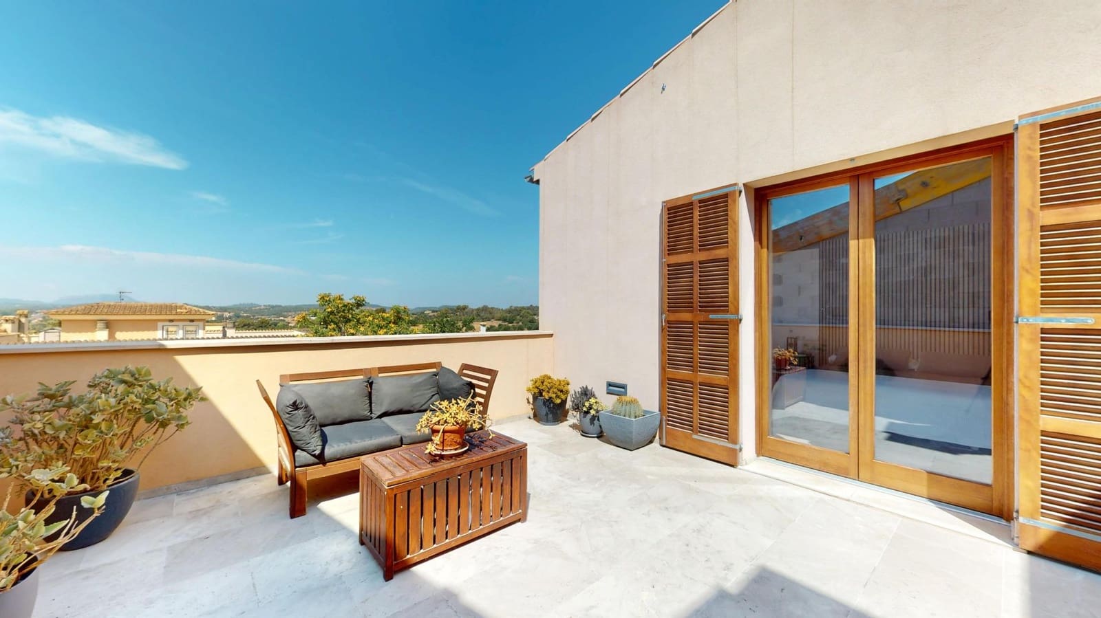 3 soverom Rekkehus til salgs i Vilafranca de Bonany med svømmebasseng garasje - € 980 000 (Ref: 10005738)