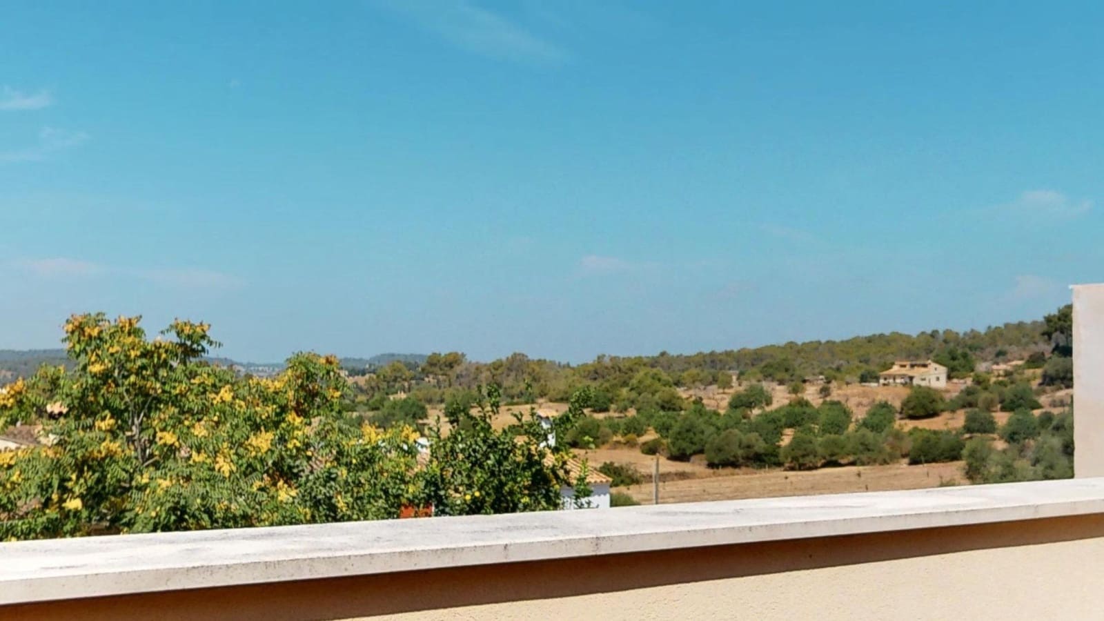 3 soverom Rekkehus til salgs i Vilafranca de Bonany med svømmebasseng garasje - € 980 000 (Ref: 10005738)