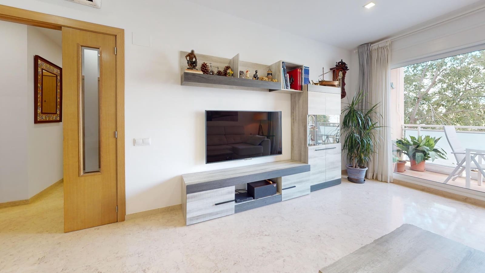 3 bedroom Flat for sale in Palma de Mallorca with garage - € 450,000 (Ref: 10005739)