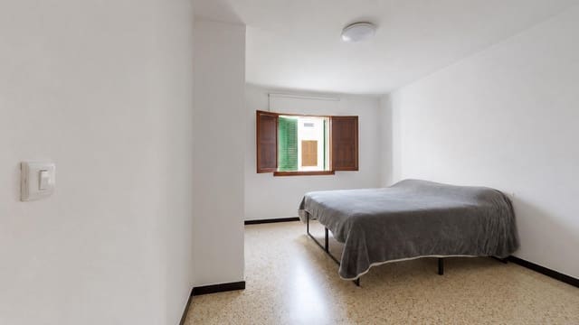 6 slaapkamer Huis te koop in Porreres met garage - € 800.000 (Ref: 10027429)