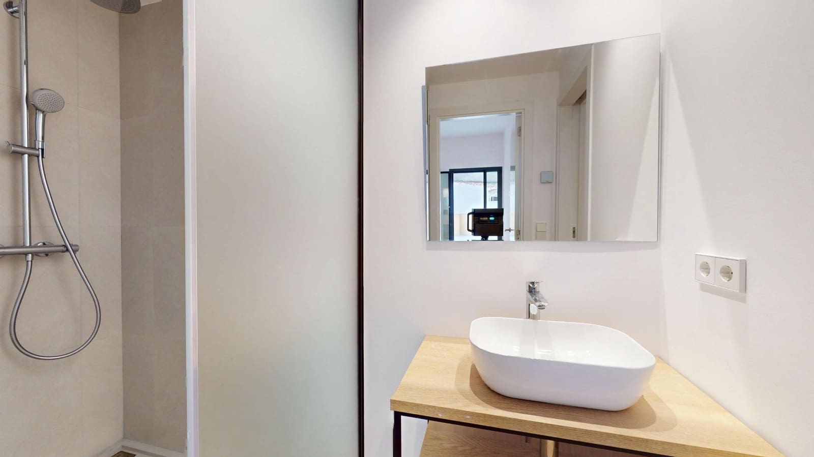 2 bedroom Flat for rent in Palma de Mallorca - € 2,900 (Ref: 10035496)