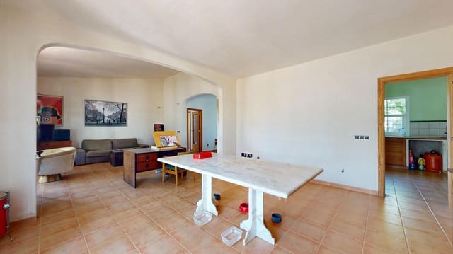 4 soverom Finca/Herregård til salgs i Sencelles med svømmebasseng garasje - € 637 000 (Ref: 10059292)
