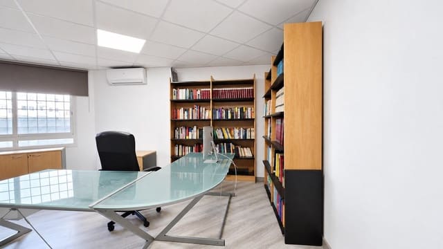 Ufficio in vendita in La Missió, Palma de Mallorca con garage - 150.000 € (Rif: 10062129)