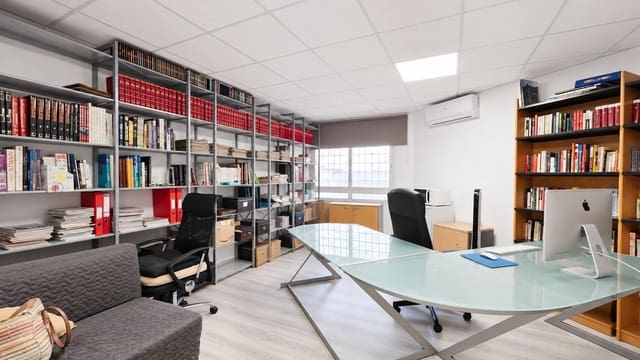 Ufficio in vendita in La Missió, Palma de Mallorca con garage - 150.000 € (Rif: 10062129)