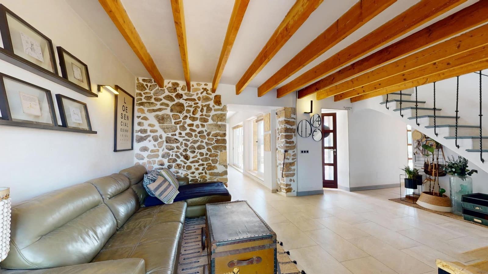 4 bedroom Finca/Country House for sale in Algaida with garage - € 737,000 (Ref: 10076552)