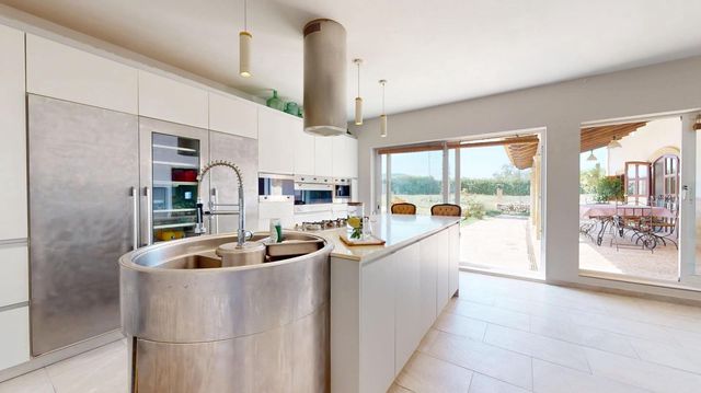 4 bedroom Finca/Country House for sale in Algaida with garage - € 737,000 (Ref: 10076552)