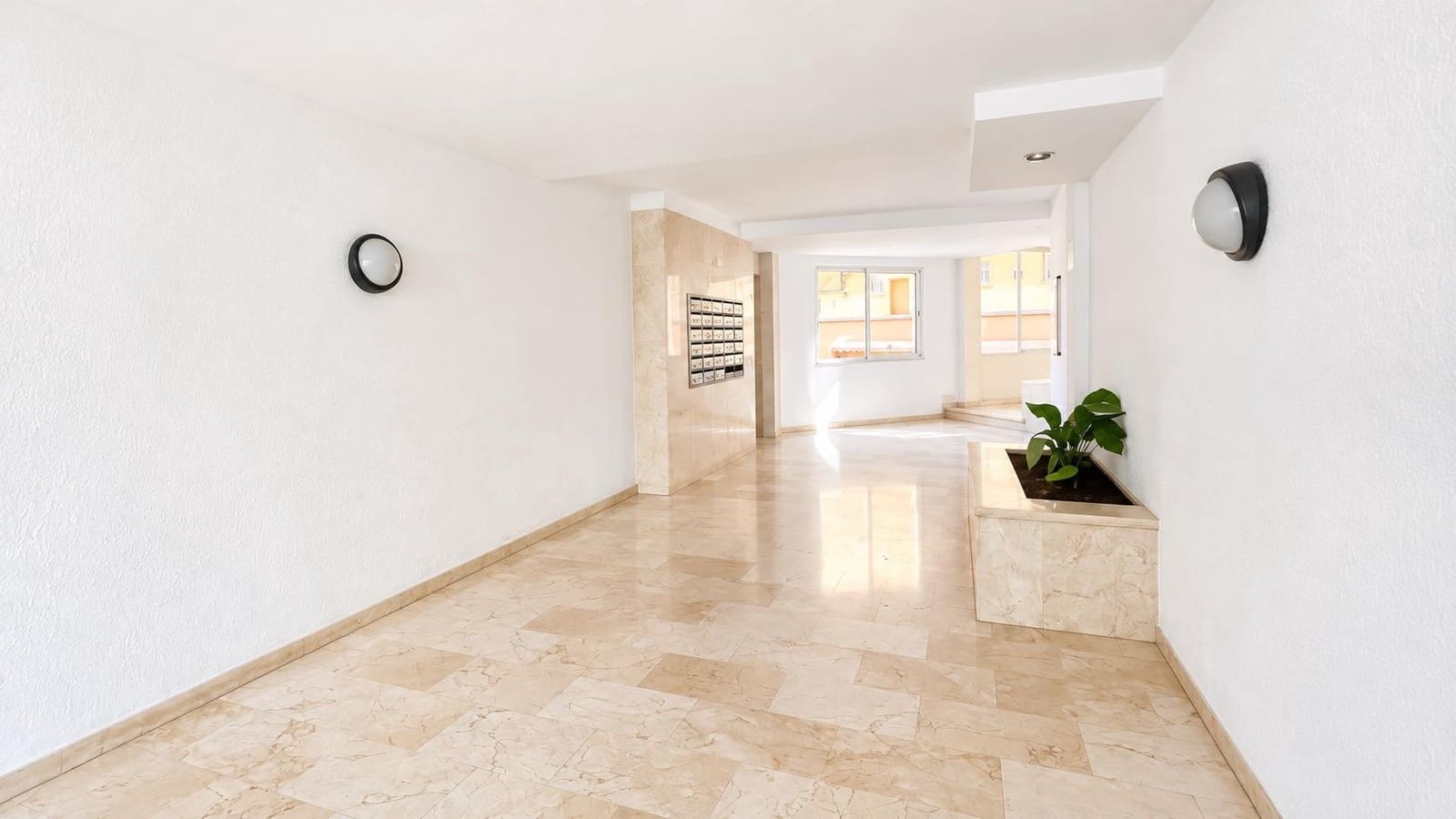 2 soverom Leilighet til salgs i Palmanova med garasje - € 320 000 (Ref: 10089596)
