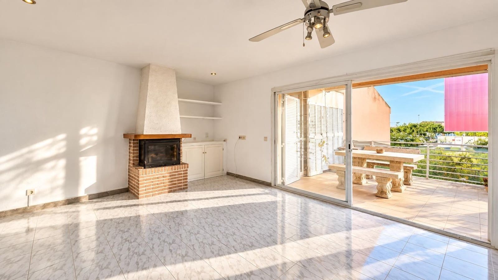 3 chambre Villa/Maison Semi-Mitoyenne à vendre à Palma de Mallorca avec piscine garage - 450 000 € (Ref: 10089597)