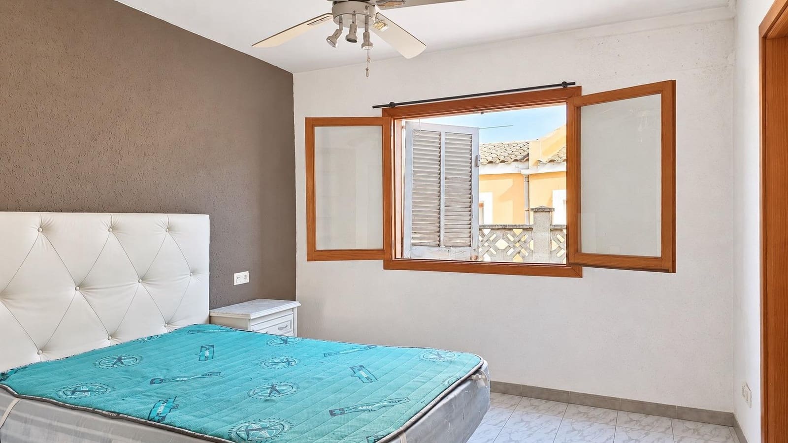 3 chambre Villa/Maison Semi-Mitoyenne à vendre à Palma de Mallorca avec piscine garage - 450 000 € (Ref: 10089597)