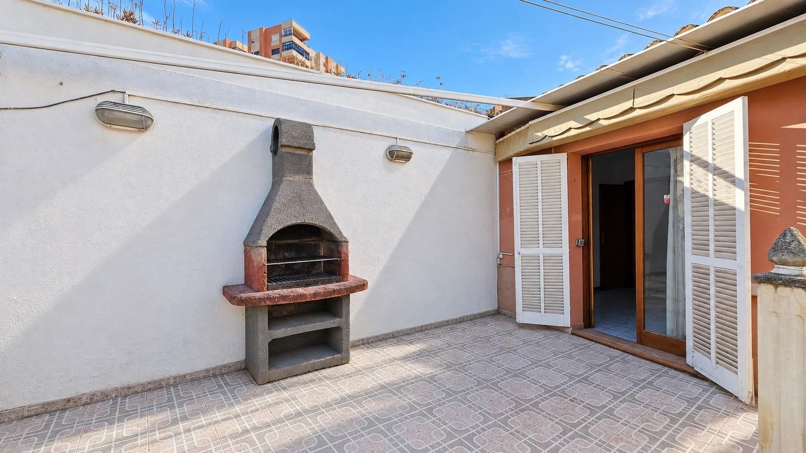 3 chambre Villa/Maison Semi-Mitoyenne à vendre à Palma de Mallorca avec piscine garage - 450 000 € (Ref: 10089597)