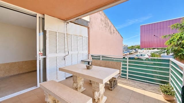 3 chambre Villa/Maison Semi-Mitoyenne à vendre à Palma de Mallorca avec piscine garage - 450 000 € (Ref: 10089597)
