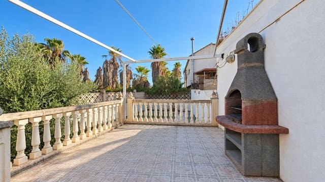 3 chambre Villa/Maison Semi-Mitoyenne à vendre à Palma de Mallorca avec piscine garage - 450 000 € (Ref: 10089597)