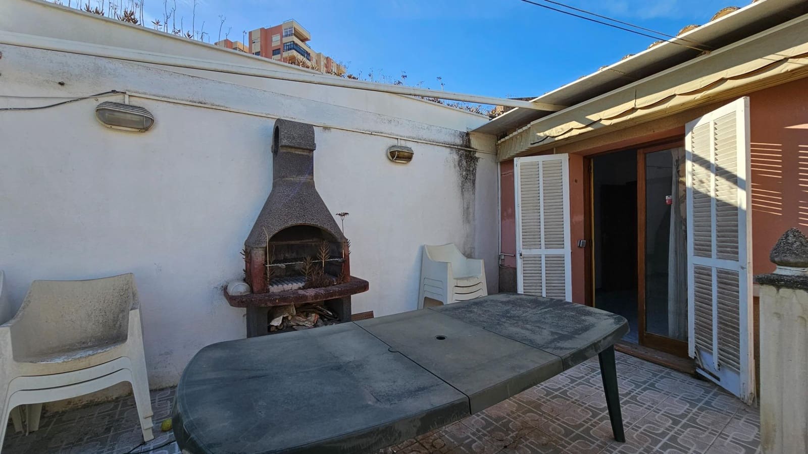3 bedroom Semi-detached Villa for sale in Palma de Mallorca with pool garage - € 450,000 (Ref: 10089597)