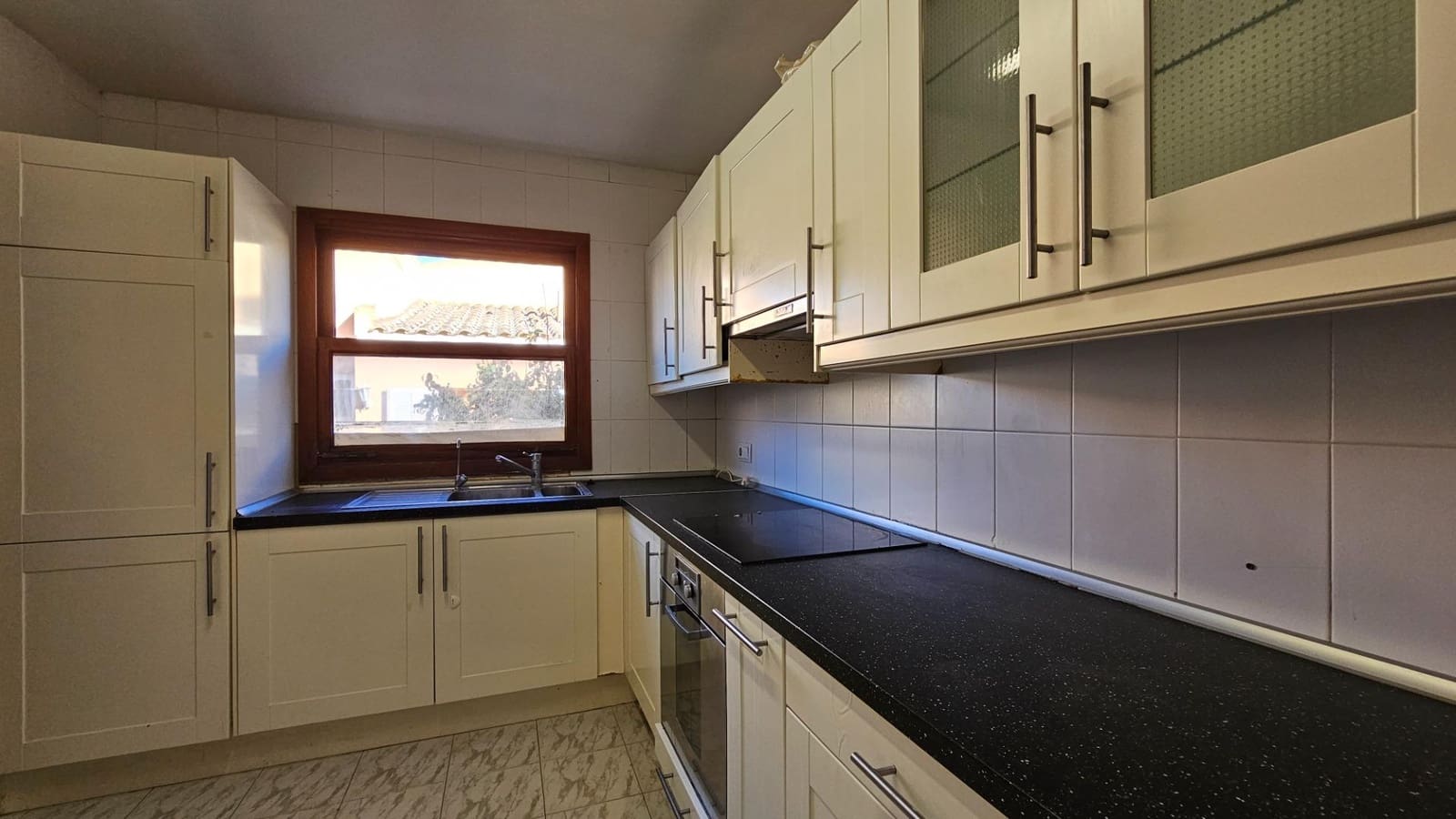 3 bedroom Semi-detached Villa for sale in Palma de Mallorca with pool garage - € 450,000 (Ref: 10089597)