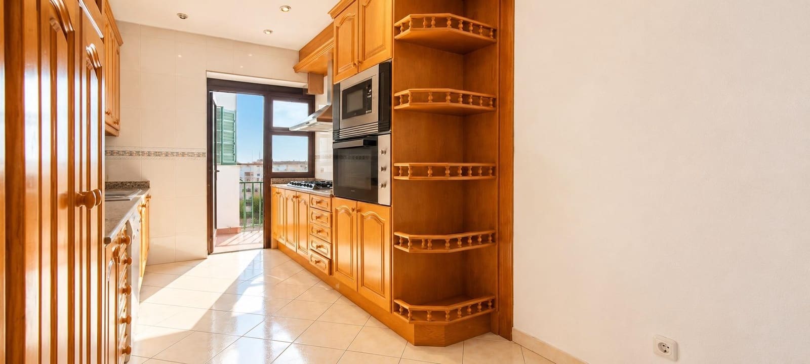5 slaapkamer Flat te koop in Palma de Mallorca met garage - € 650.000 (Ref: 10142505)