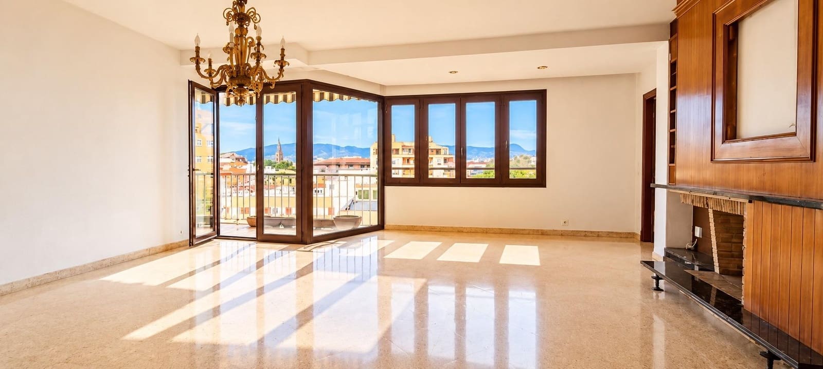 5 slaapkamer Flat te koop in Palma de Mallorca met garage - € 650.000 (Ref: 10142505)
