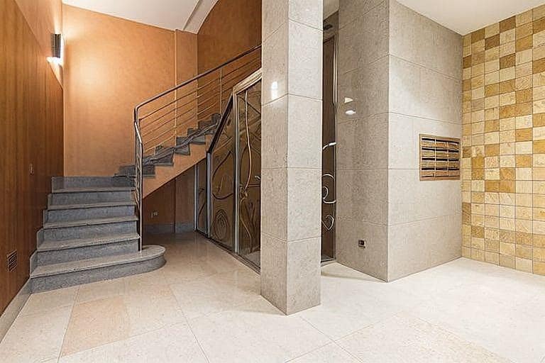 3 bedroom Flat for sale in Palma de Mallorca with garage - € 990,000 (Ref: 3704320)