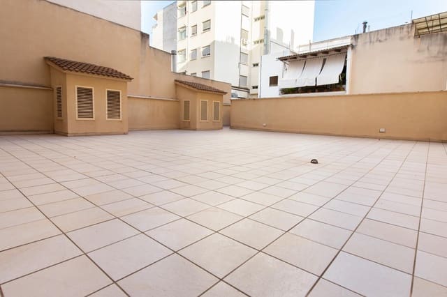 3 camera da letto Appartamento in vendita in Plaça dels Patins, Palma de Mallorca con garage - 990.000 € (Rif: 3704321)