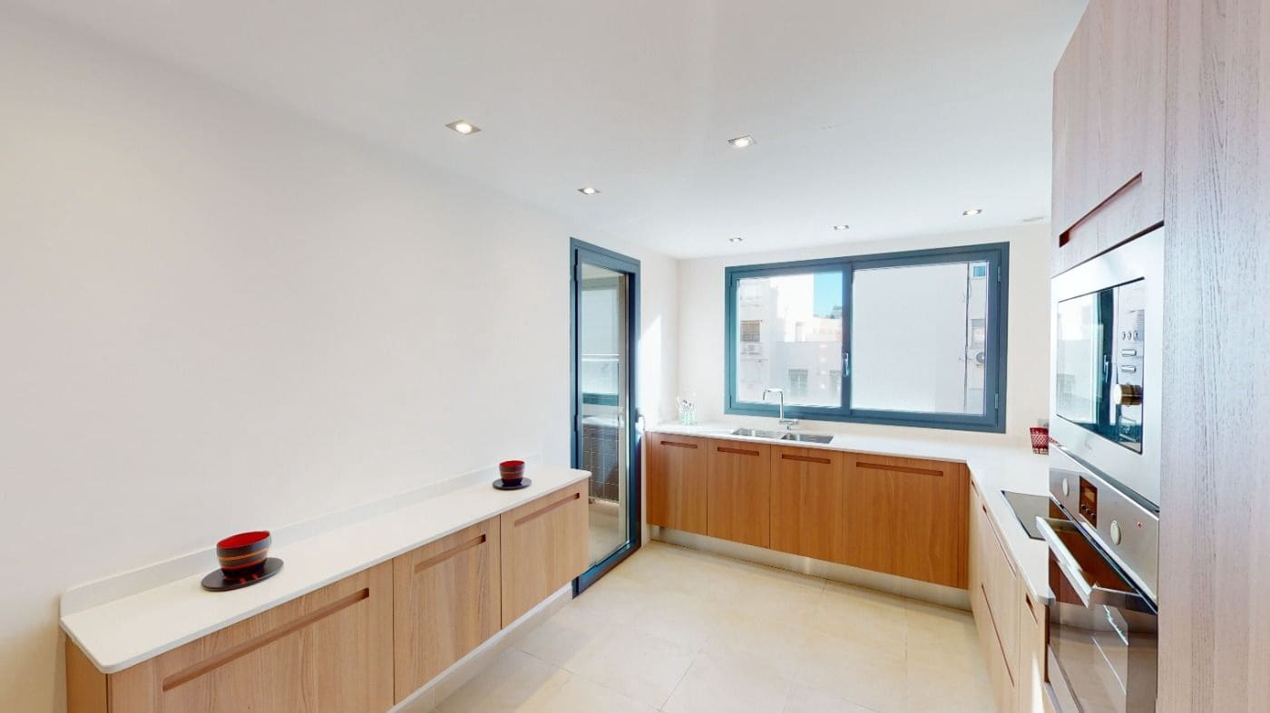 3 sypialnia Mieszkanie na sprzedaż w Palma de Mallorca z garażem - 990 000 € (Ref: 3704321)