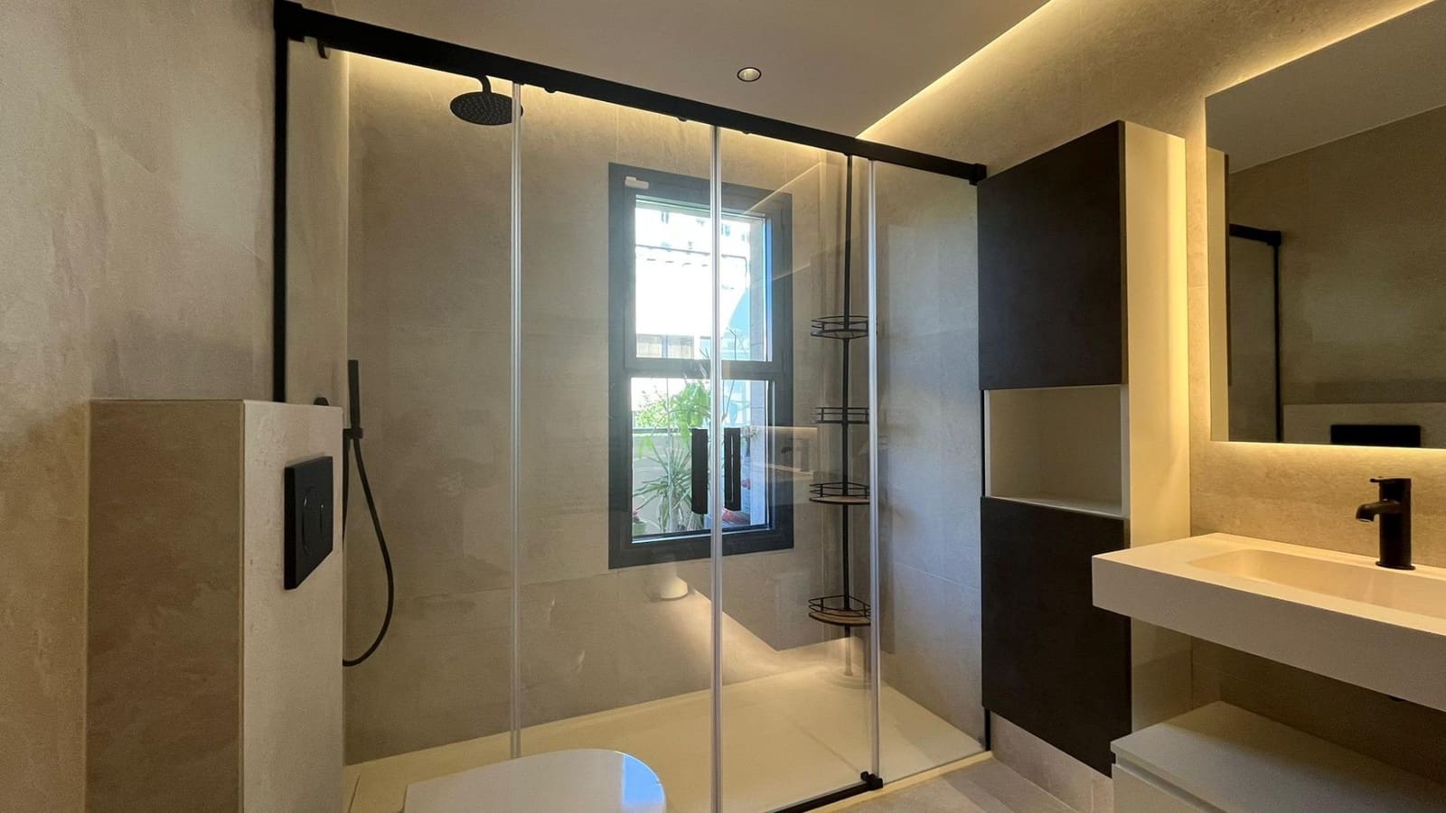 3 sypialnia Mieszkanie na sprzedaż w Palma de Mallorca z garażem - 990 000 € (Ref: 3704321)