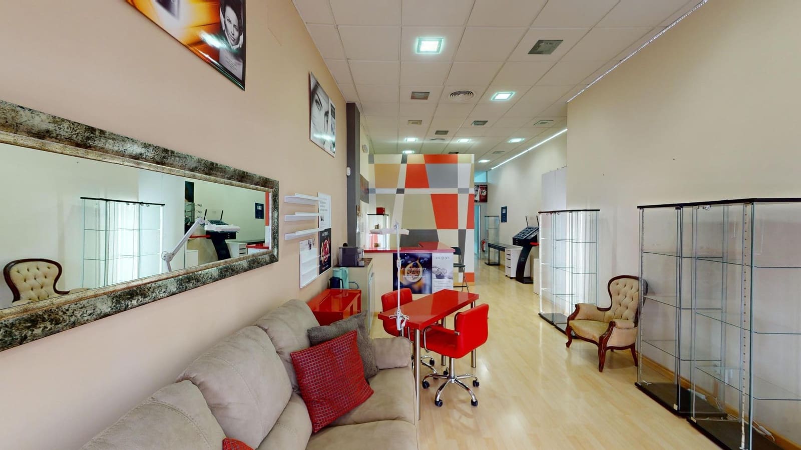 Erhverv til salg i Palma de Mallorca med garage - € 580.000 (Ref: 3704323)